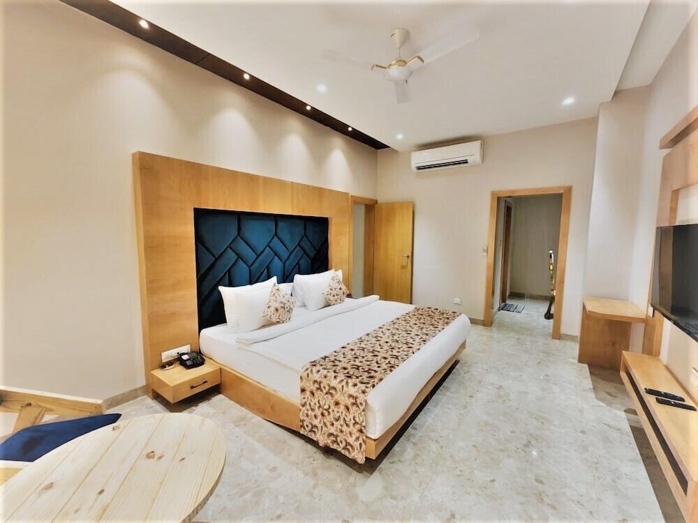 Studio Suite photo 1
