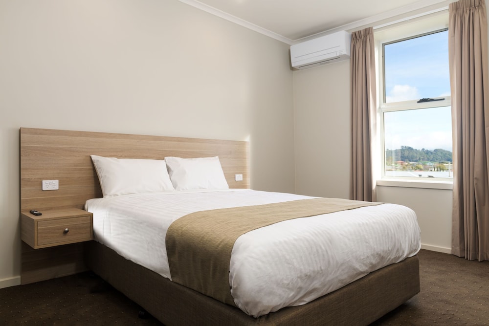Deluxe Double Room, 1 Queen Bed photo 3