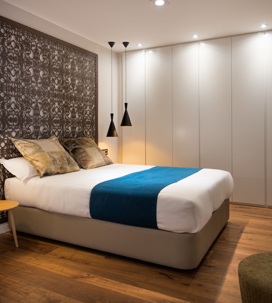 Executive Apartment, 1 Bedroom - Photo 9