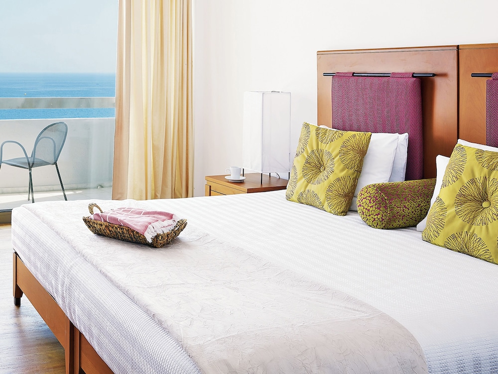 Superior Guestroom Sea View - Photo 1