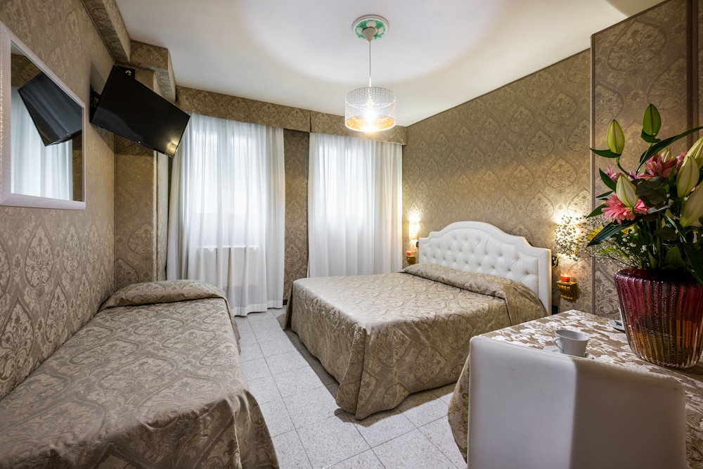 Triple Room, Ground Floor photo 1