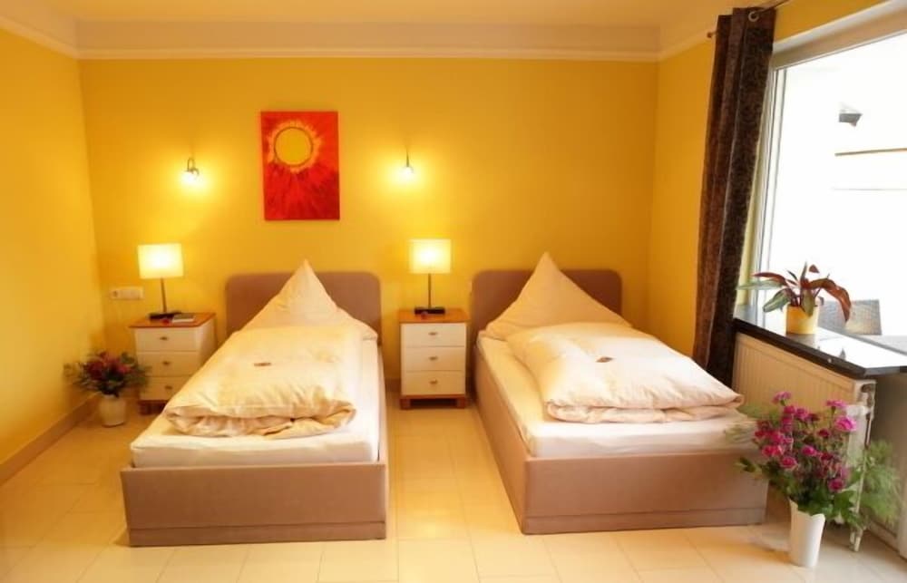 Double or Twin Room photo 3