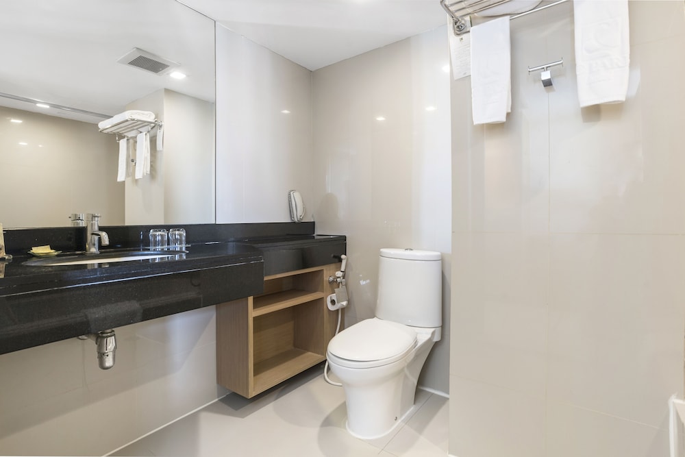 Luxury Suite photo 2