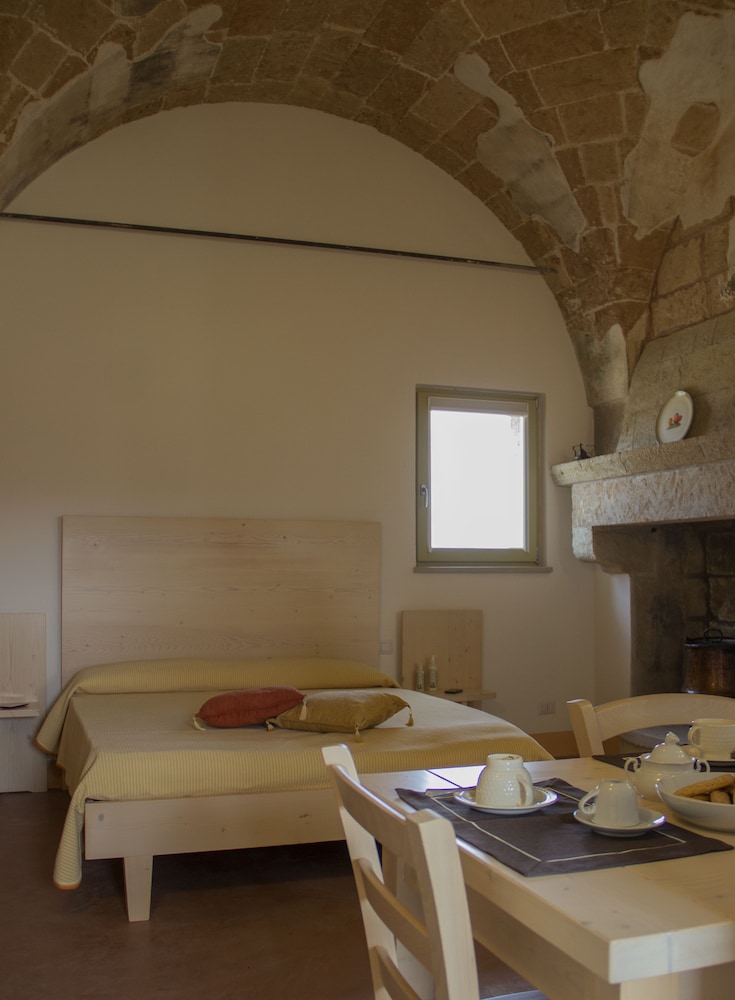 Studio, 1 Bedroom, Kitchenette, Tower photo 3