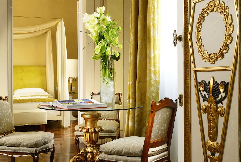 Suite (Decorated 104)