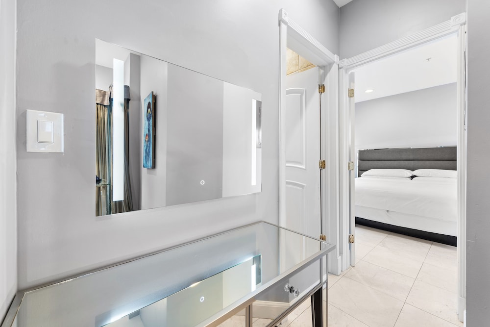 Premium Suite, 1 Bedroom, Balcony, Bay View photo 3