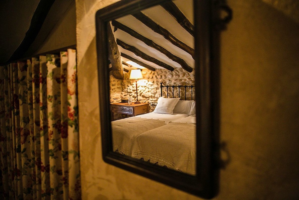 Premium Twin Room (Los Pagos) photo 2