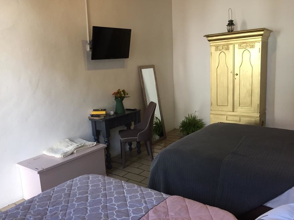 Standard Triple Room, Multiple Beds photo 2
