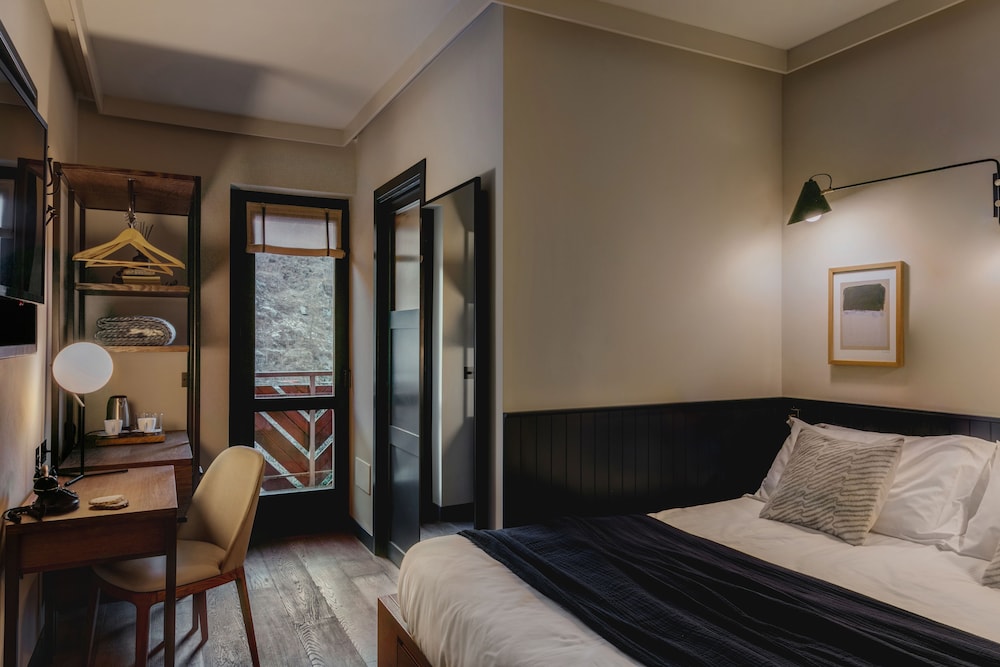 Economy Double Room