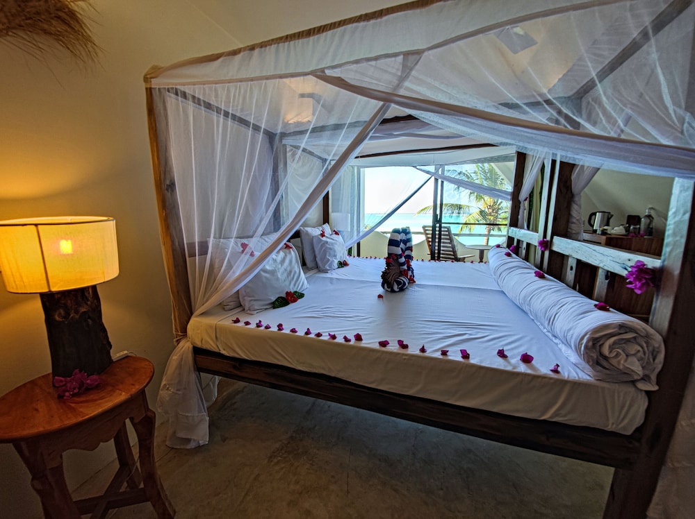 Ocean View Room photo 3