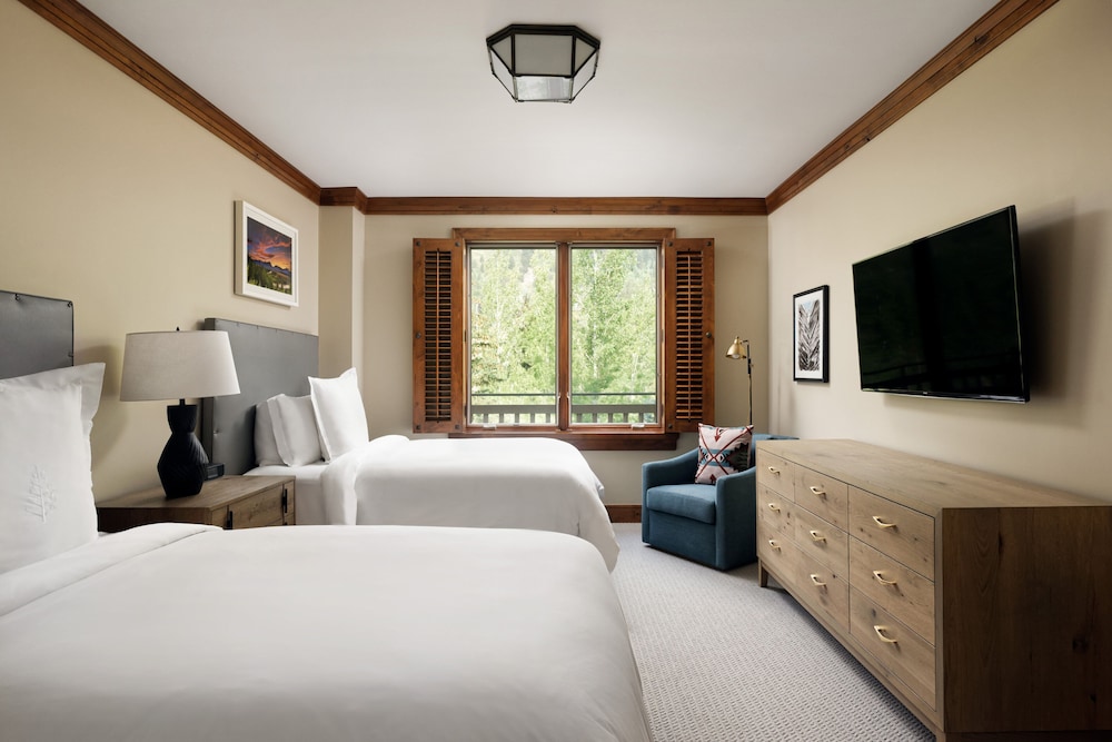 Room, 3 Bedrooms, Non Smoking, Mountain View (Resort Residence 2 King 2 Double) - Photo 2