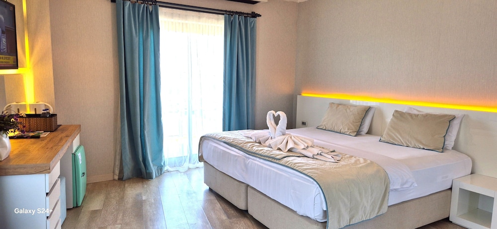 Comfort Corner Room