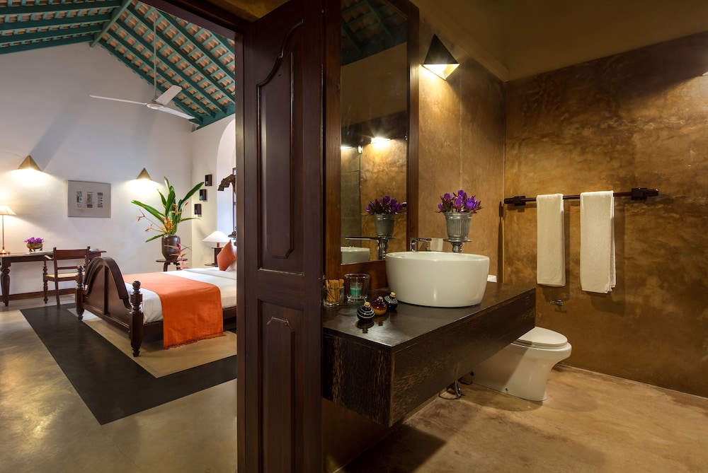 Super Deluxe Room, Bathtub photo 3