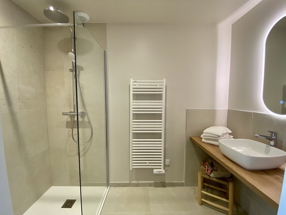Double Room, Ensuite (2 - Chambre Boëdic) photo 2