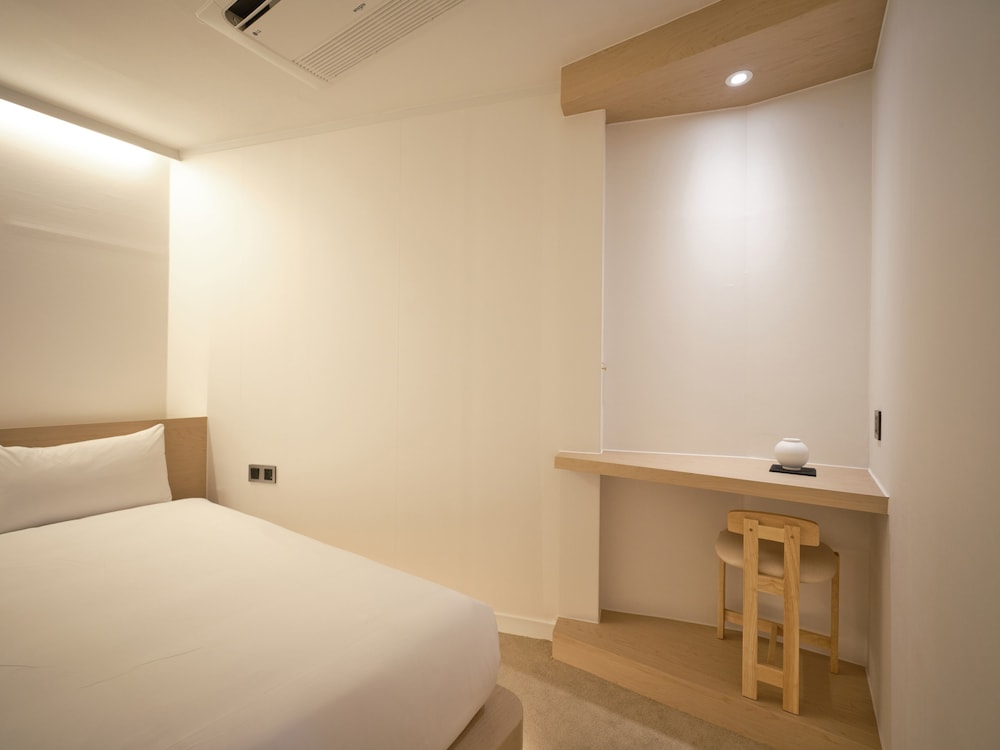 Main Grand Suite - Private Floor - Photo 14