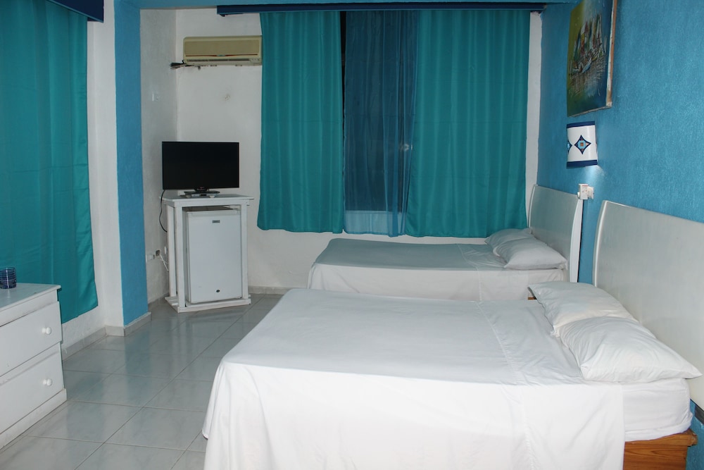 Standard Room, 2 Double Beds