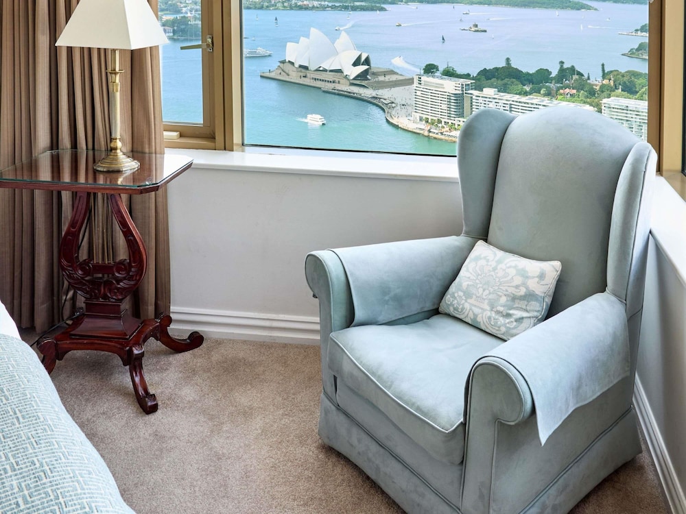 Penthouse, 2 Bedrooms, City View (Non-refurbished) thumbnail 6