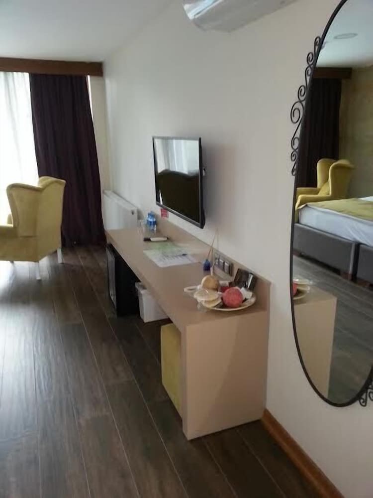 Superior Double Room, Pool View photo 2