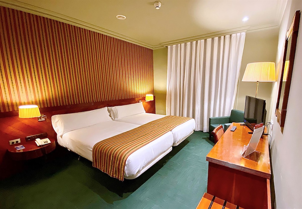 Superior Twin Room - Photo 2