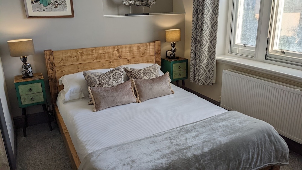 Double Room, Ensuite (Room 9 King 2nd Floor) photo 1