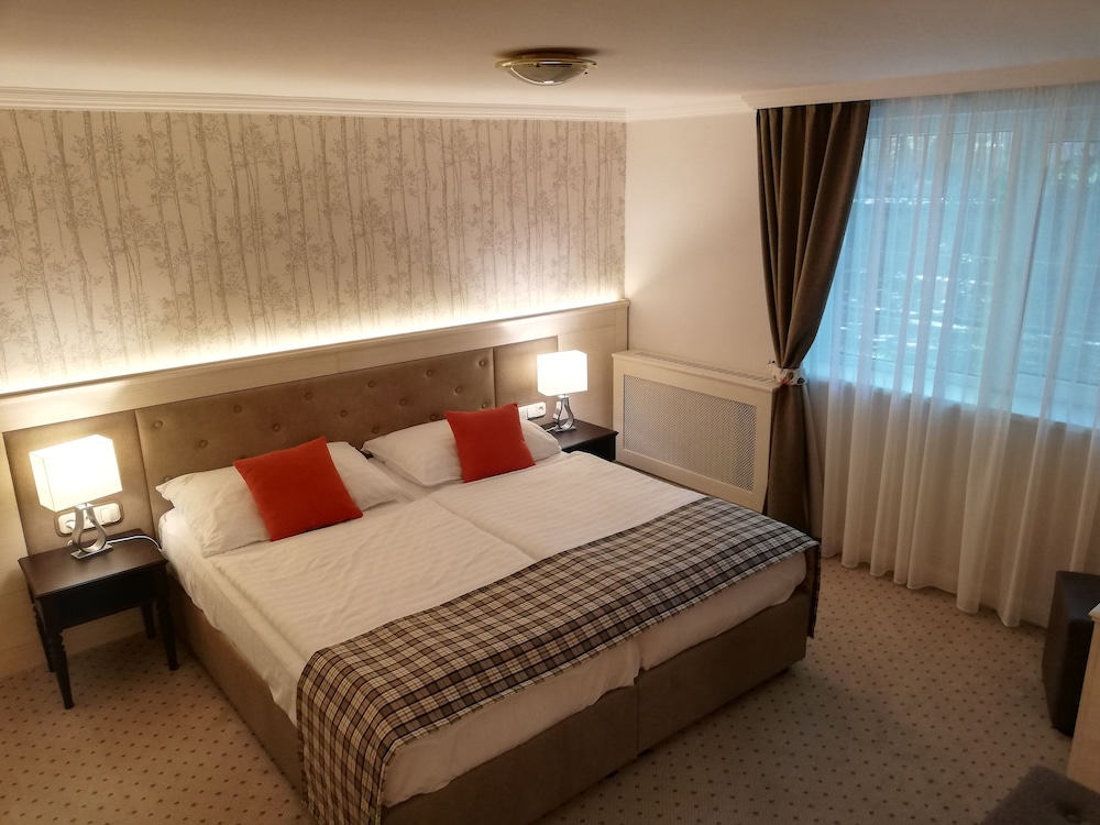 Basic Double Room - Photo 3