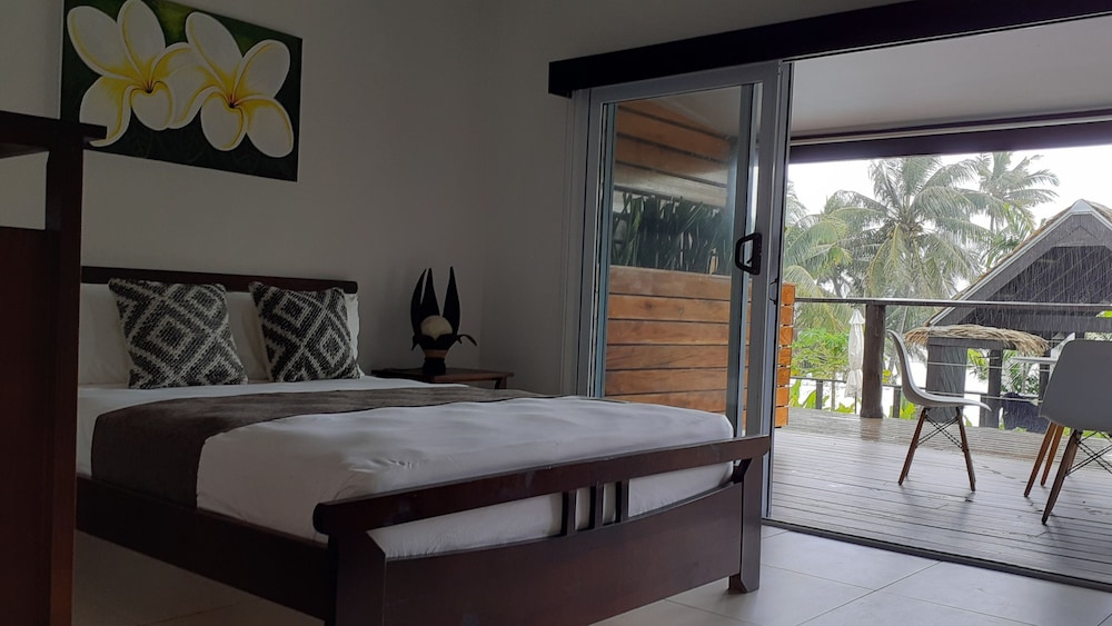 Ocean View Swimming Pool Suite-Starfish photo 1