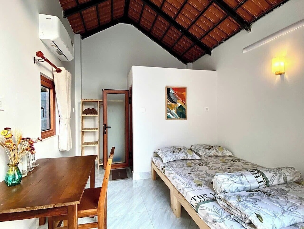 Standard Double Room, Courtyard View