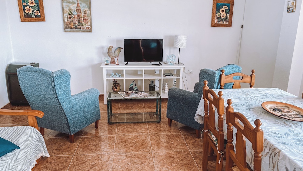 Apartamento, 4 habitaciones, fumadores, balcón