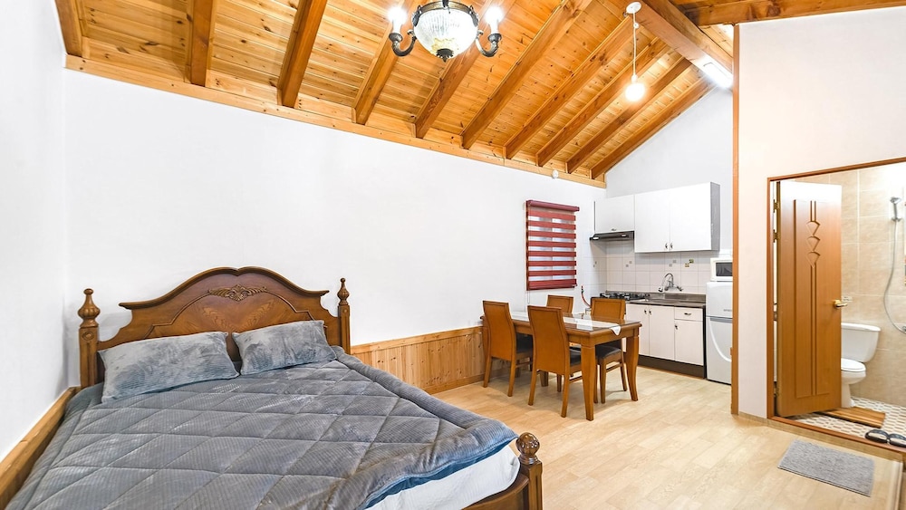 Basic Room, 1 Bedroom (103(PET)) - Photo 7