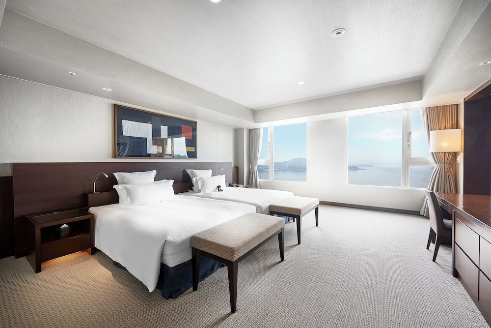 Deluxe Twin Room photo 1
