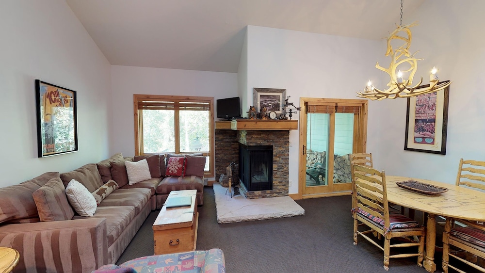 Condo, 2 Bedrooms (Gold, with Loft)