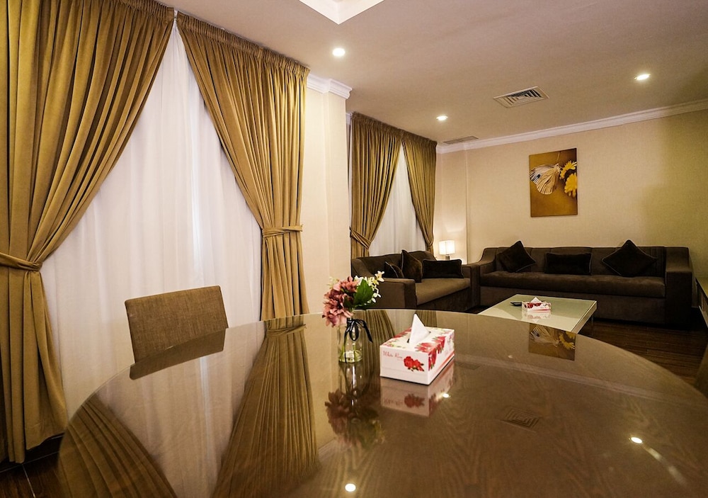 Basic Studio Suite photo 2