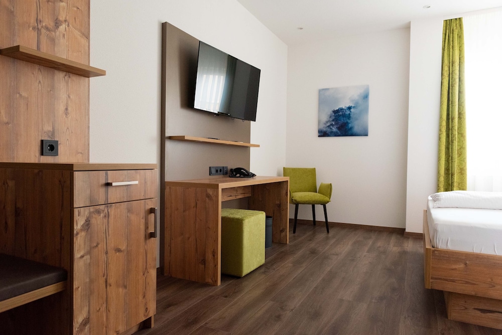 Standard Single Room, Non Smoking photo 2