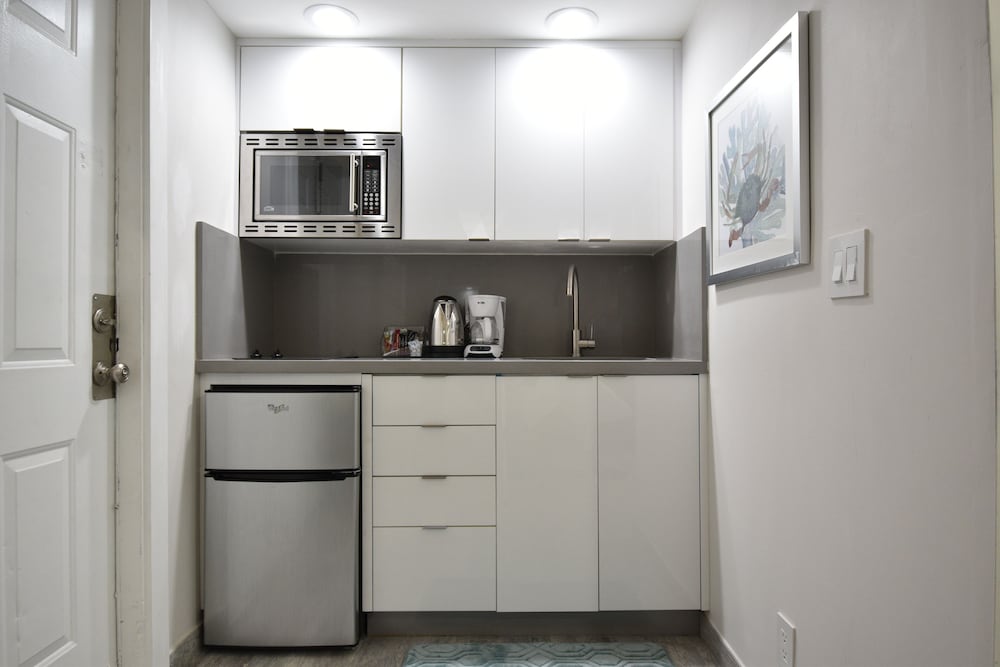 Studio (Bedroom Loft - Unit 7) photo 3