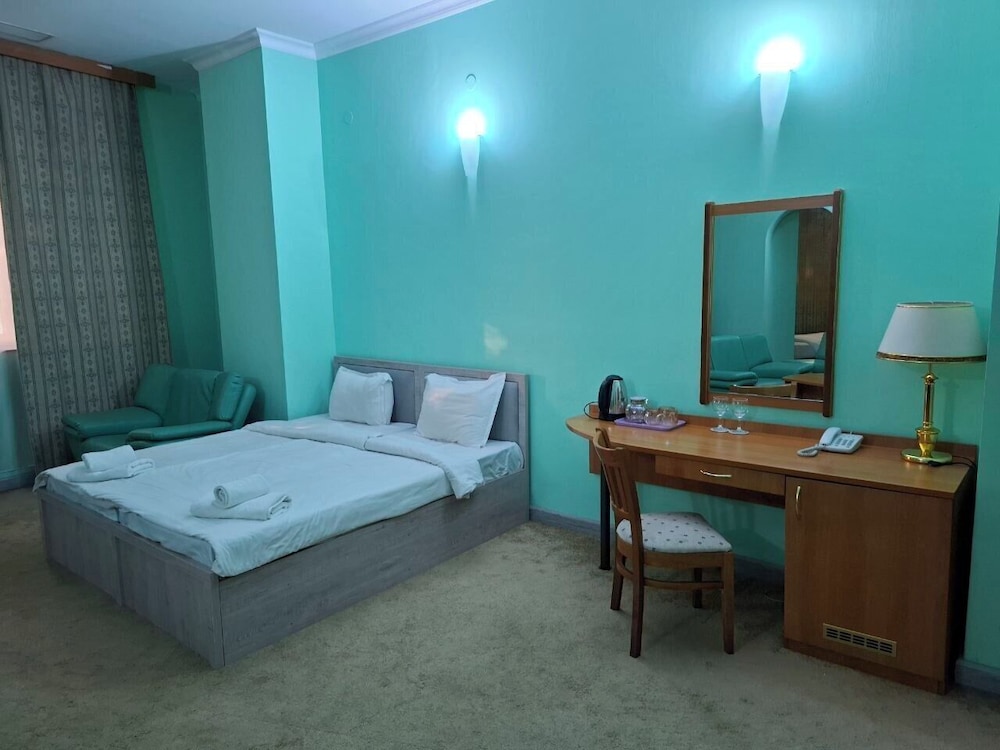 Family Suite, City View