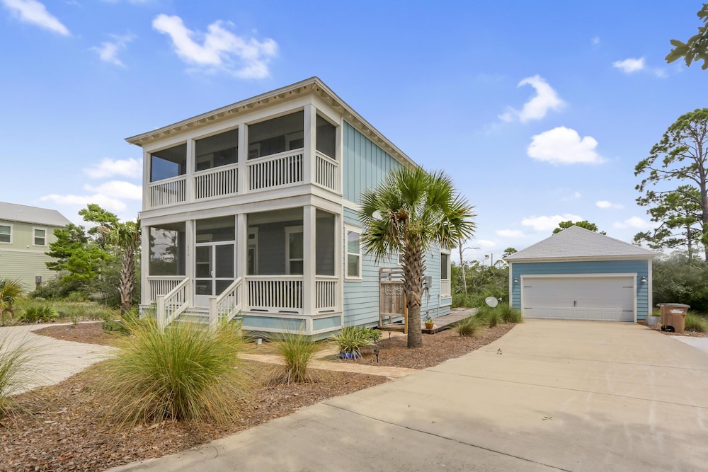 House, Multiple Beds (Song of the Sea) photo 2