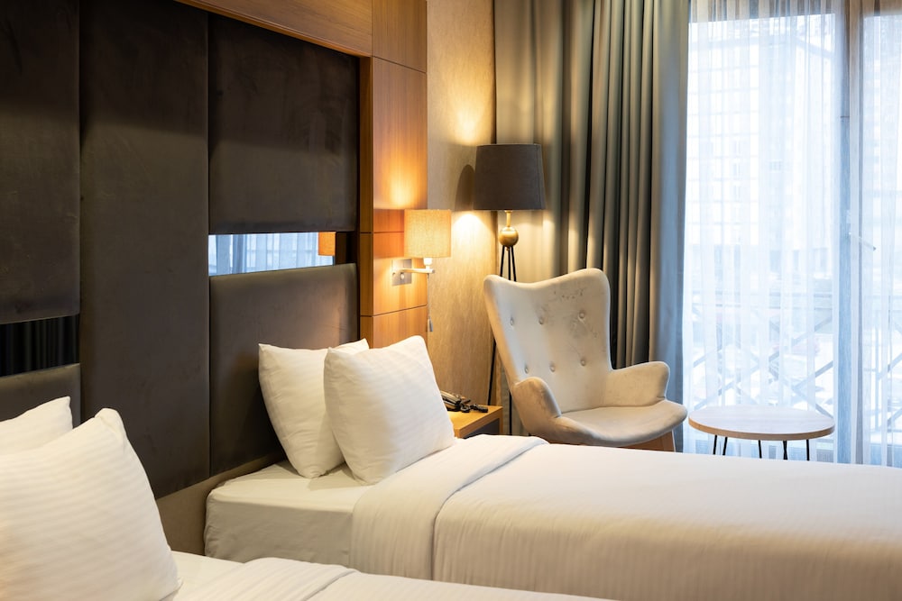 Standard Room, 2 Twin Beds, Non Smoking - Photo 2