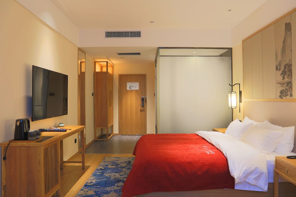 Deluxe Double Room (Mainland China Citizens Only) photo 1