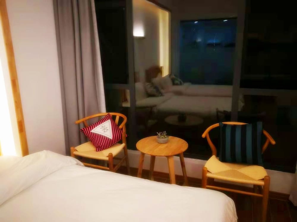 Deluxe Twin Room photo 2