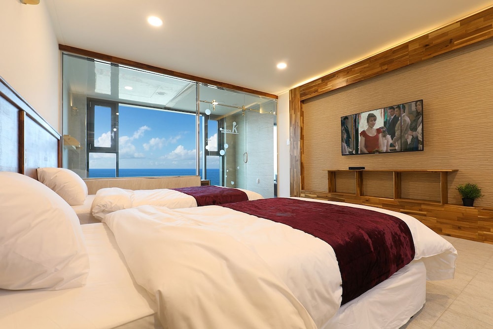 Villa, Ocean View (#203)