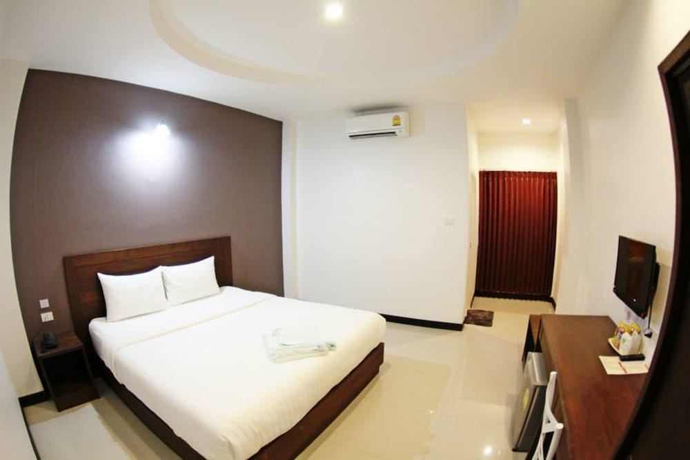 Deluxe Double Room photo 3