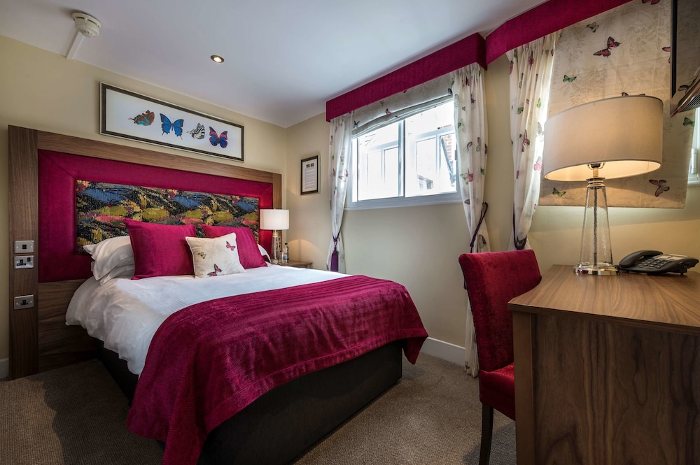 Classic Small Double Room
