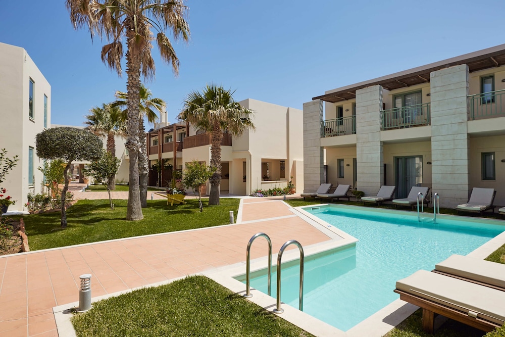 Double Room, Garden View (Sharing Pool - AD) - Photo 3