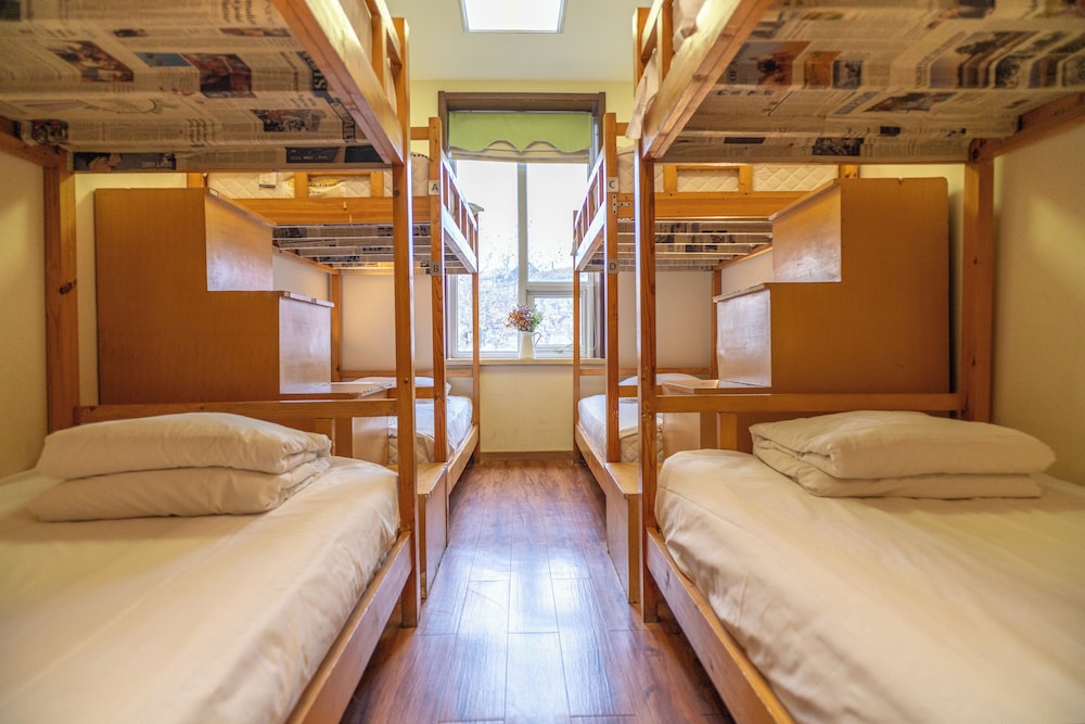Standard Shared Dormitory, Men only, Non Smoking, Shared Bathroom photo 1