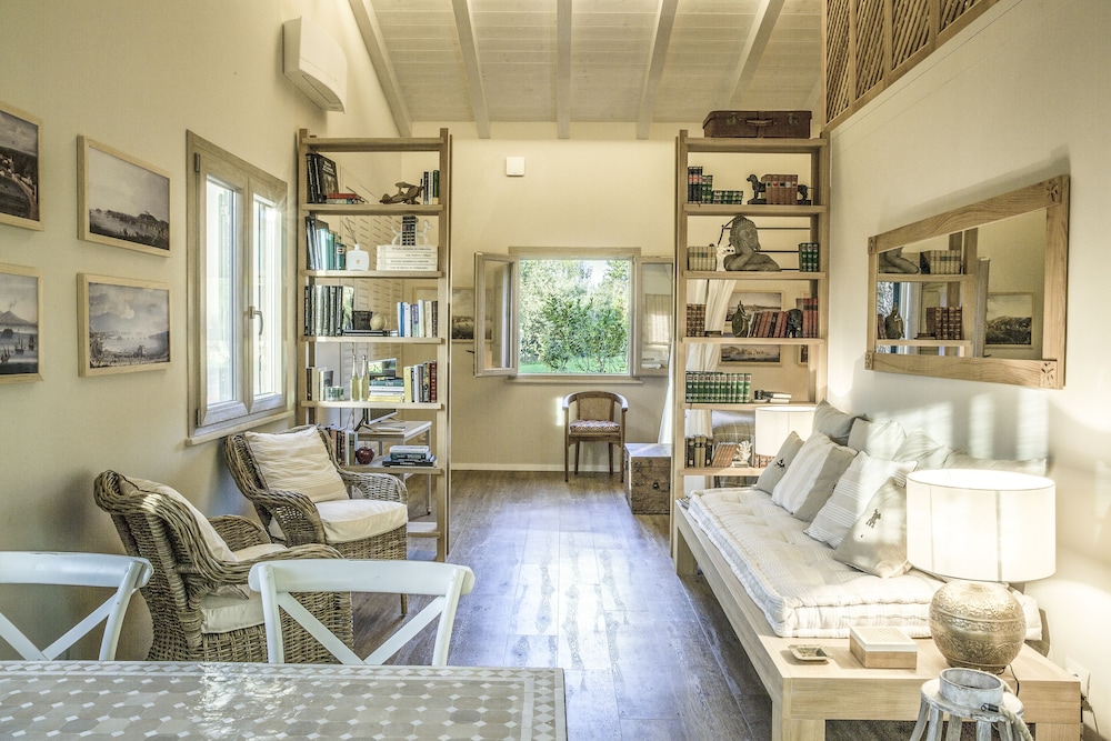Luxury Villa photo 3