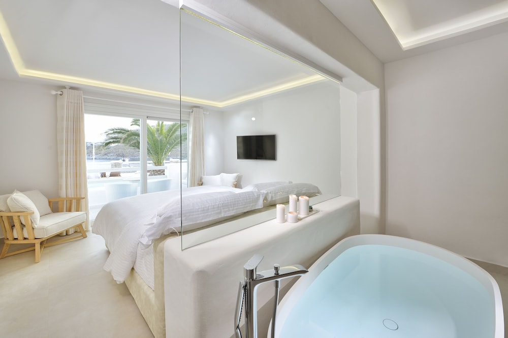 Elegant Suite, Sea View - Photo 6