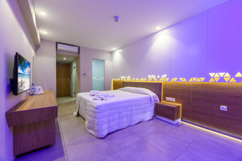 Superior Double Room, Sea View photo 1