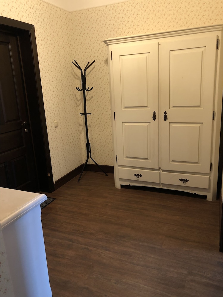 Family Room photo 3