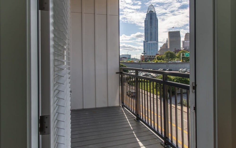 Cozysuites Wspaniałe mieszkanie z 3 sypialniami w centrum Cincinnati, Zdjęcie 36