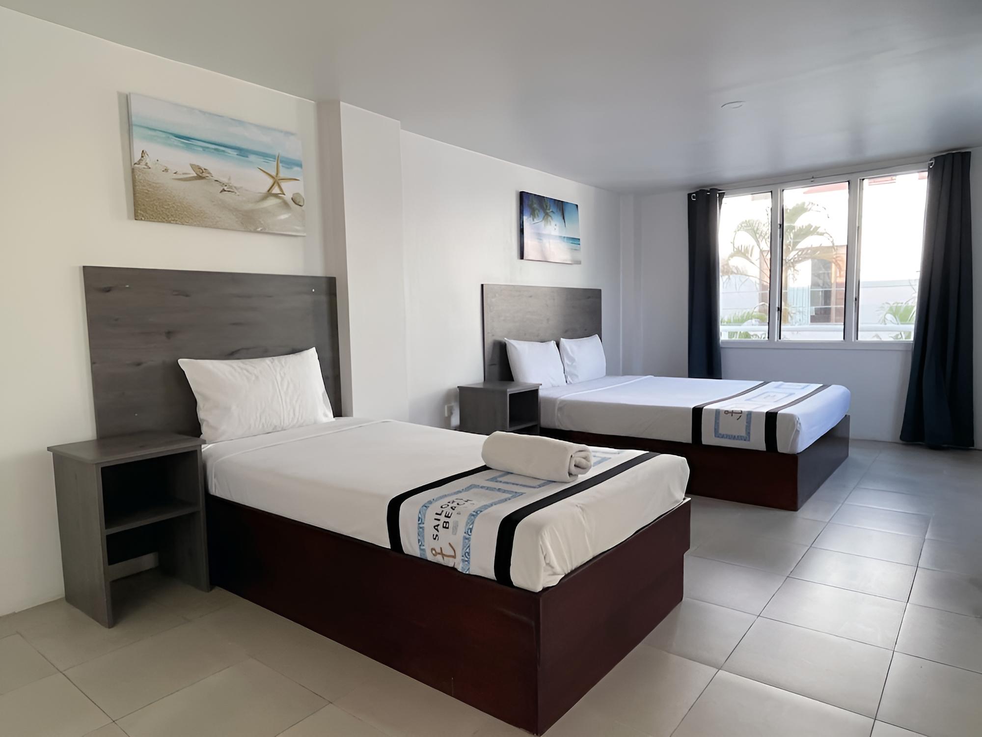 Family Double Room, Multiple Beds, Private Bathroom, Pool View photo 1